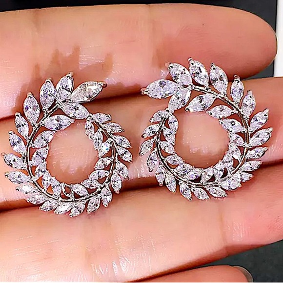 Silver Cubic Zircon Leaf CZ Wreath Cubic Zircon Earrings - Picture 3 of 5